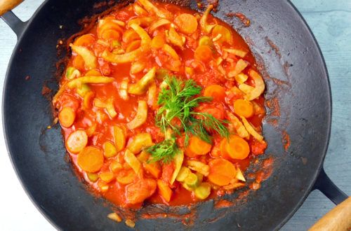 Fenchel-Karotten-Tomaten-Gemüse